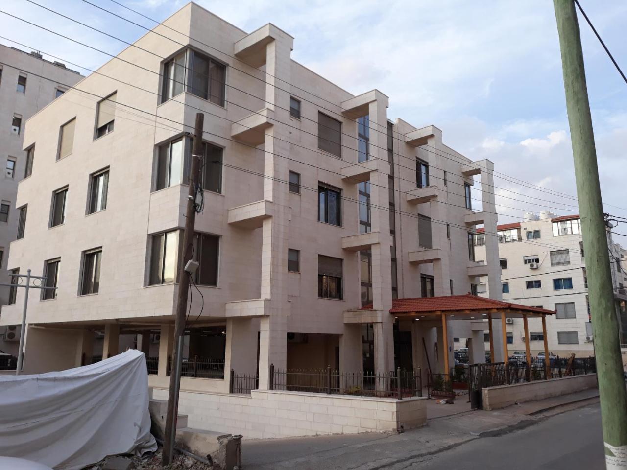 Furnished Apartments Near Mcdonald'S Al-Madina Al-Monawara St Αμμάν Εξωτερικό φωτογραφία