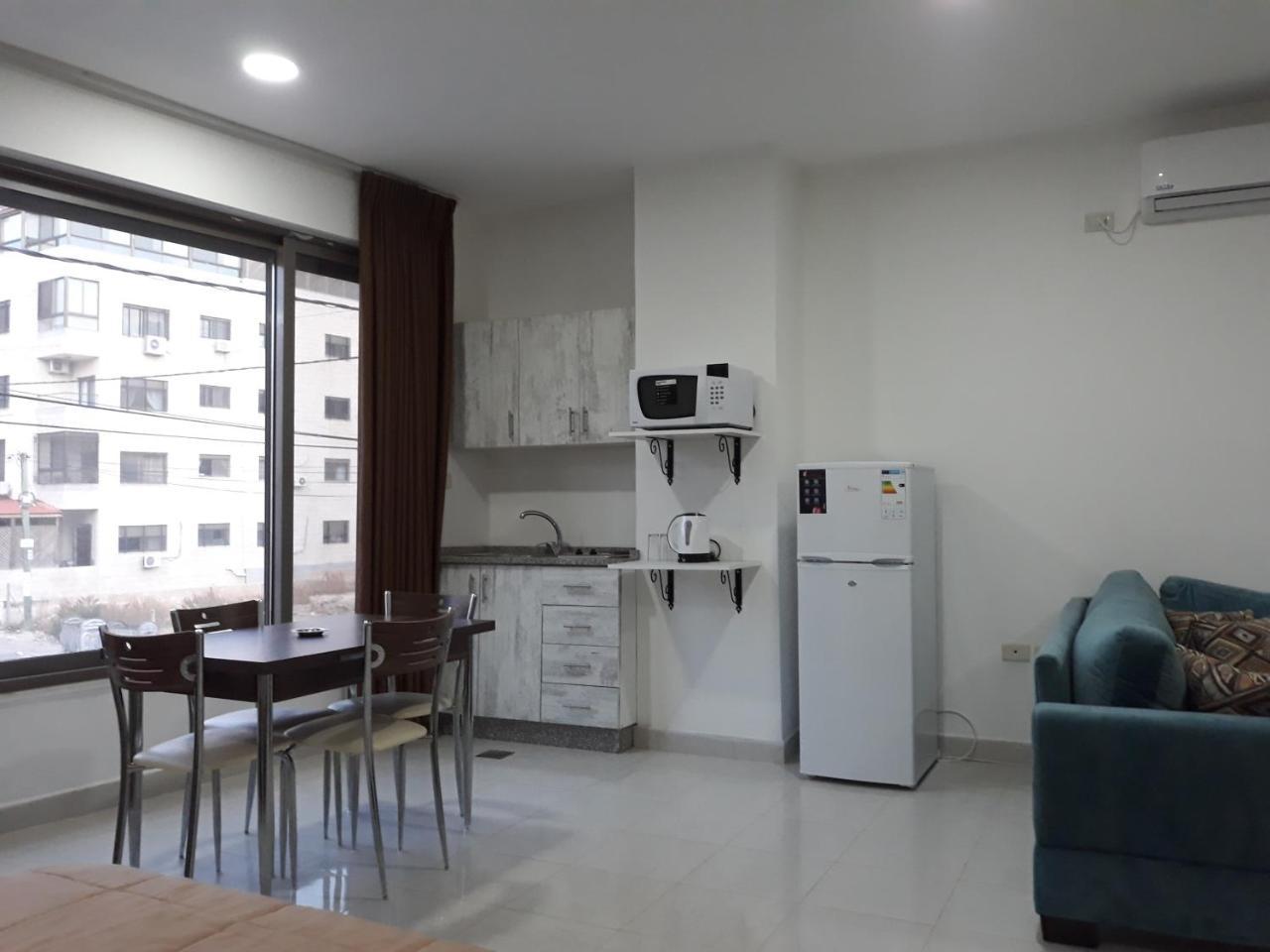 Furnished Apartments Near Mcdonald'S Al-Madina Al-Monawara St Αμμάν Εξωτερικό φωτογραφία